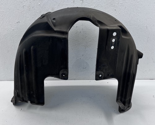 Verkleidung Innenkotflügel rechts hinten BMW 7er (E65, E66) 7136682