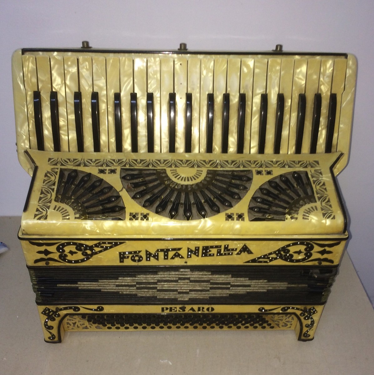 Rare Instruments Old Vintage Musical Instruments Vintage Musical Instruments Turnlab