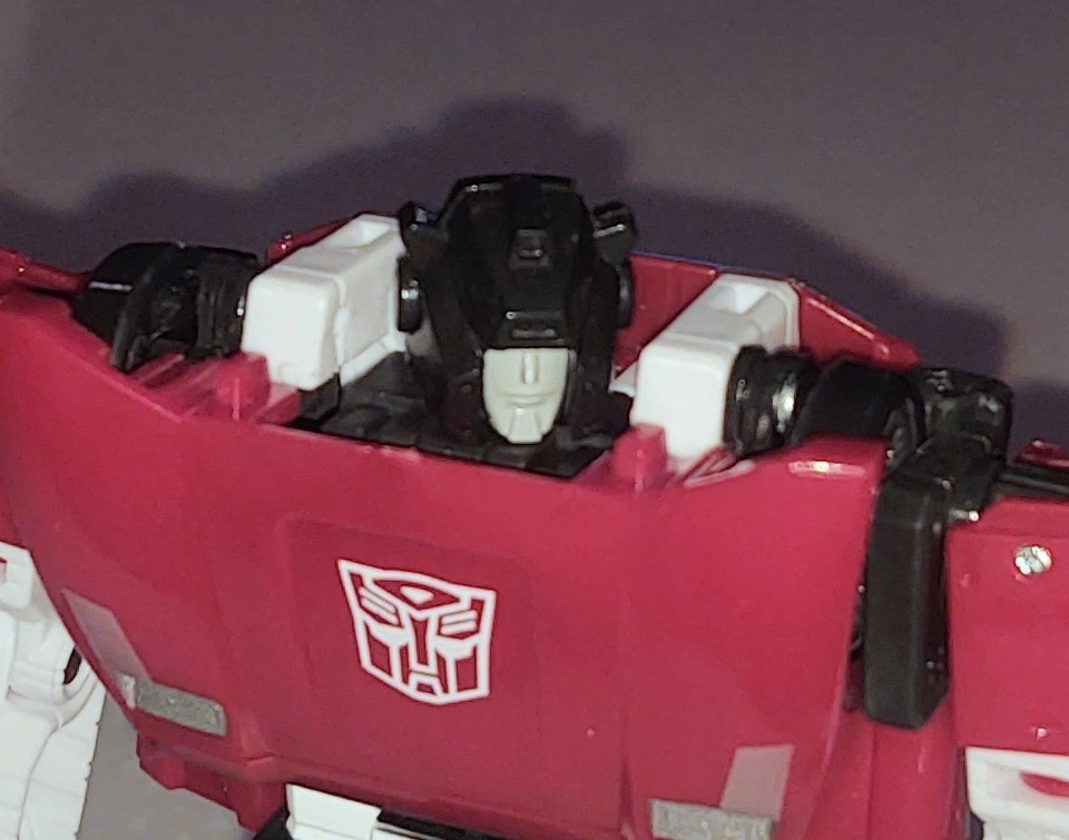 Transformers Studio Series Sideswipe complete Mtmte Figure - Image 3 of 4