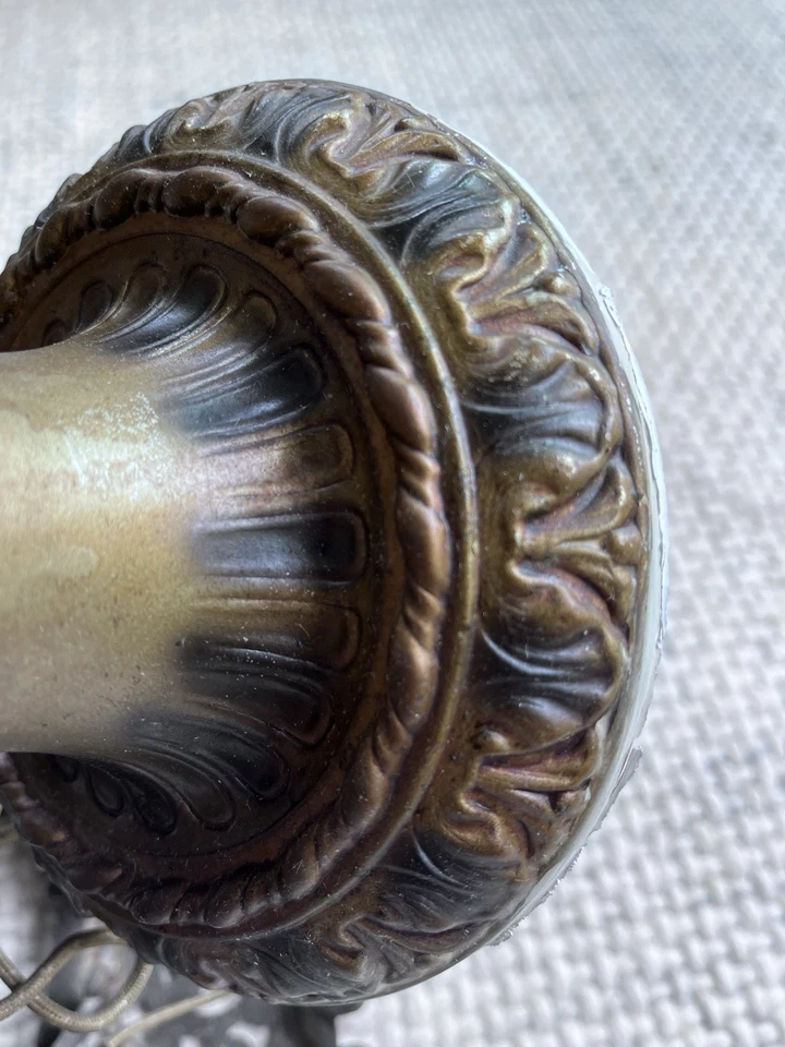 Lámpara de araña antigua R. Williamson Co. Slip Shade (solo marco - SIN TONOS) Foto 4 de 4