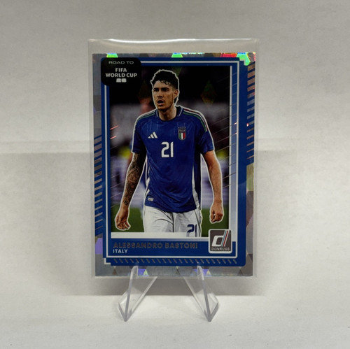 2025-26 Donruss Road to Fifa World Cup Alessandro Bastoni Lot Cubic/Base/Optic