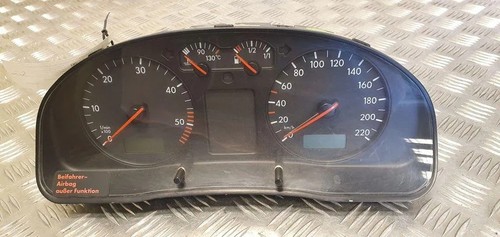 VW PASSAT Variant B5 3B6 Kombiinstrument 3B0919881N 1.90 Diesel 2002 31569698