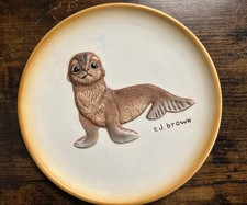 Roger Brown's Akiku The Seal Pup Baby Animals Vintage 1979 3D Plate( 7061