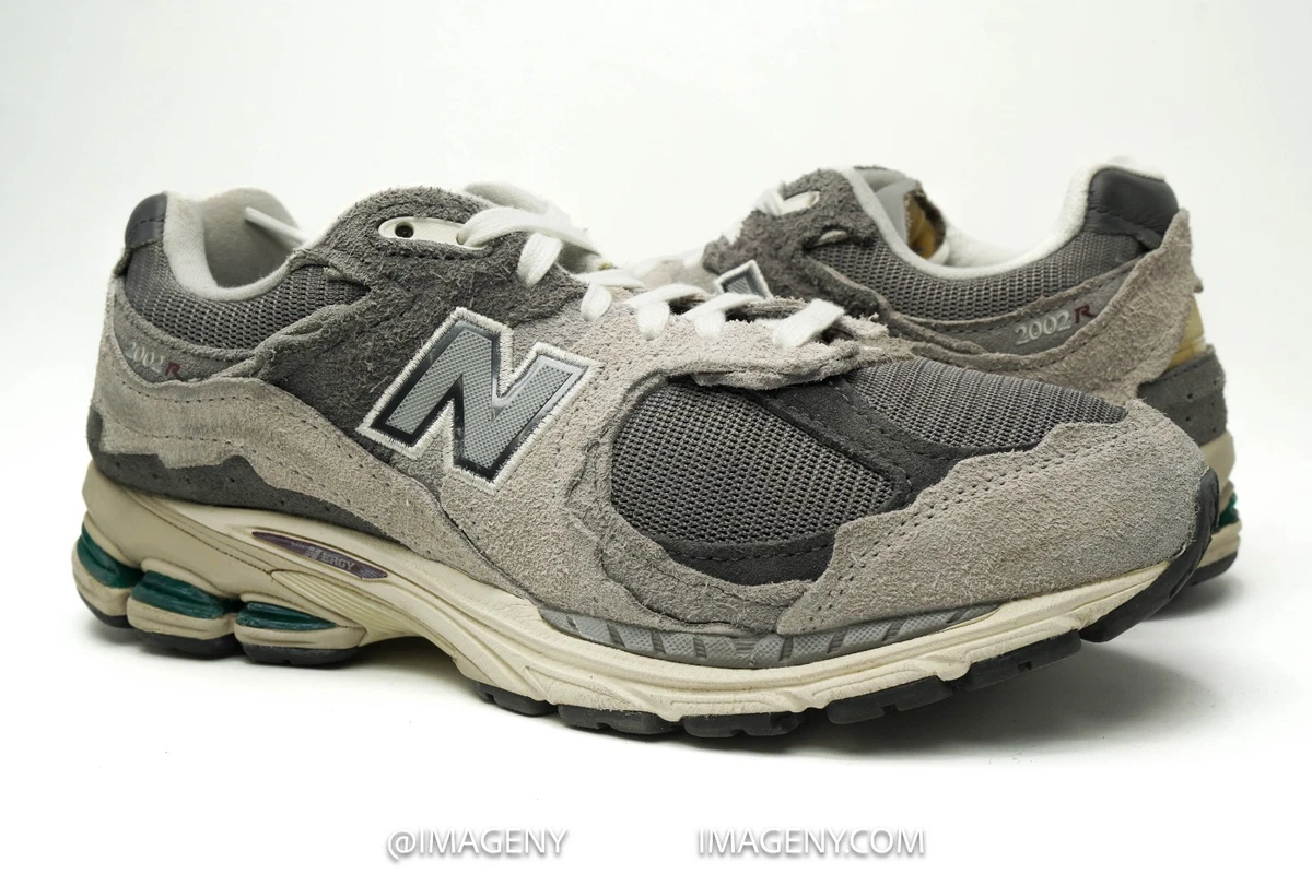 NEW BALANCE 2002R USED SIZE 7 PROTECTION PACK RAIN CLOUD GREY