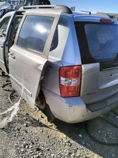 Pare-choc arrière Kia CARNIVAL