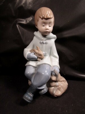 Beautiful Lladro NAO 