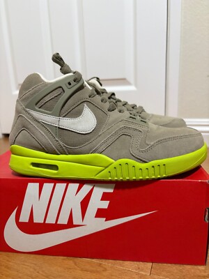 *READY TO SHIP* Size 8 - Nike Air Tech Challenge 2 Suede Bamboo