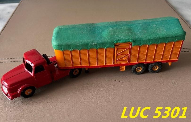 Dinky 36B, Willeme Articulated Lorry Covered - Free Price