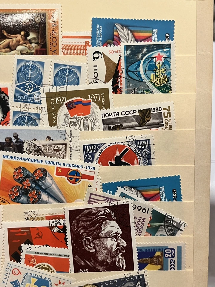 AMAZING RUSSIA USSR LOT OF STAMPS STUFFED IN A STOCK PAGE, MOSTLY DIFFERENT - Image 4 of 4