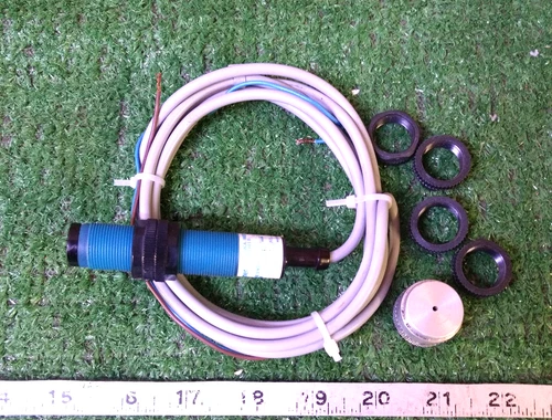1 USED CUTLER-HAMMER E58CAL18A2E2 PHOTOELECTRIC TUBULAR SENSOR ***MAKE OFFER***