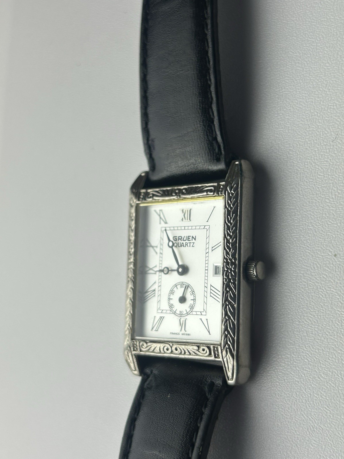 Gruen Quartz Rectangular Watch Roman Numerals Sub… - image 2