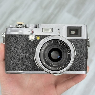 Fujifilm X100 Silver 16.3MP Compact Digital Camera 23mm f2 Lens High Quality