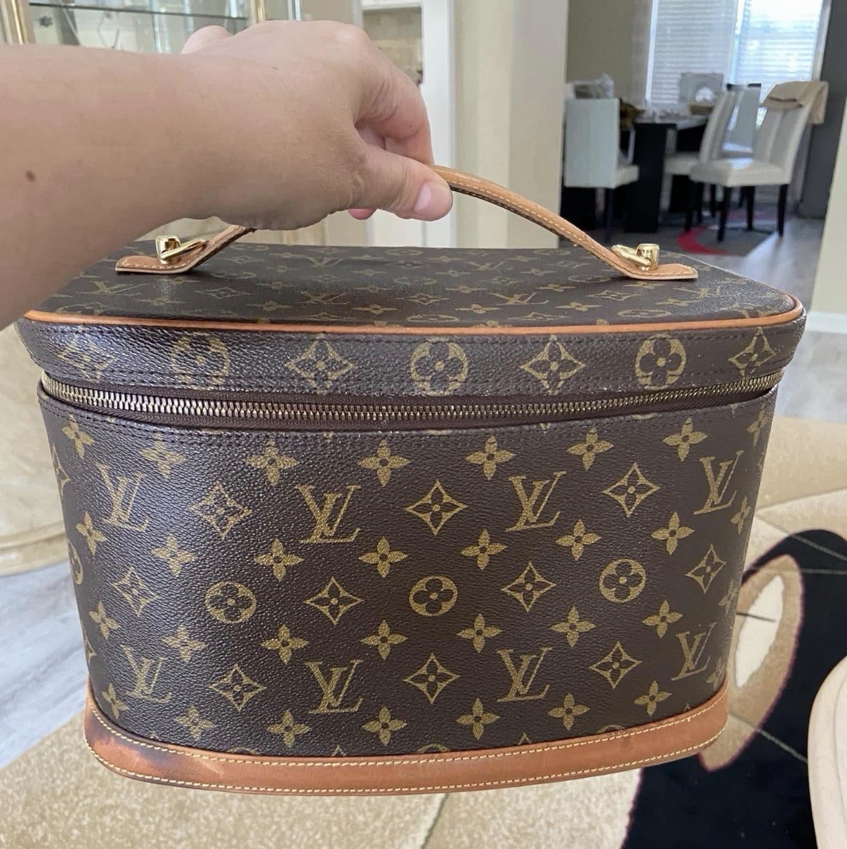 Louis Vuitton Authentic Vanity Case Monogram Canv… - image 1