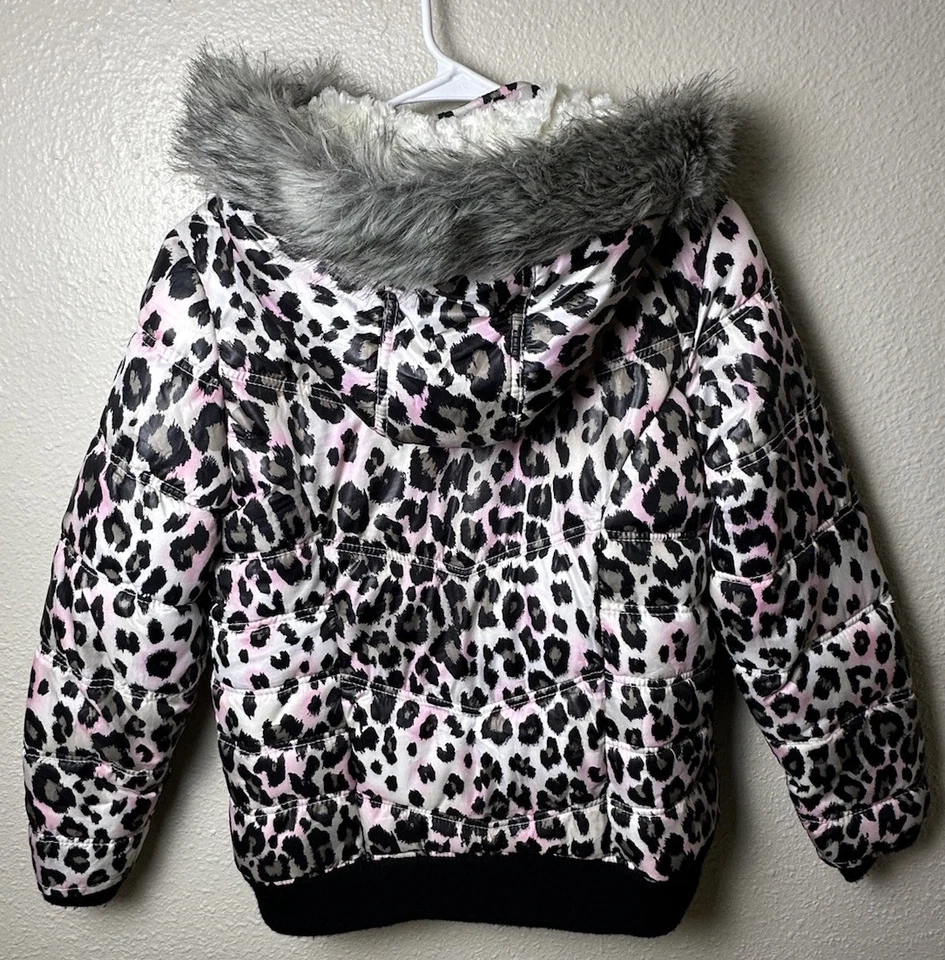 Abrigo acolchado Justice Girls rosa y negro con estampado de leopardo XL (16/18) Foto 4 de 4
