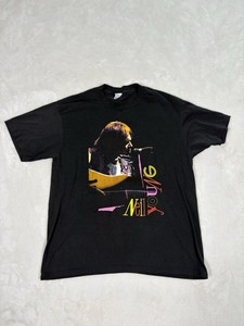 オリジナル　本物　ヴィンテージ　ニールヤング　1985年ツアーTシャツ　M Vintage Neil Young Shirt | eBay