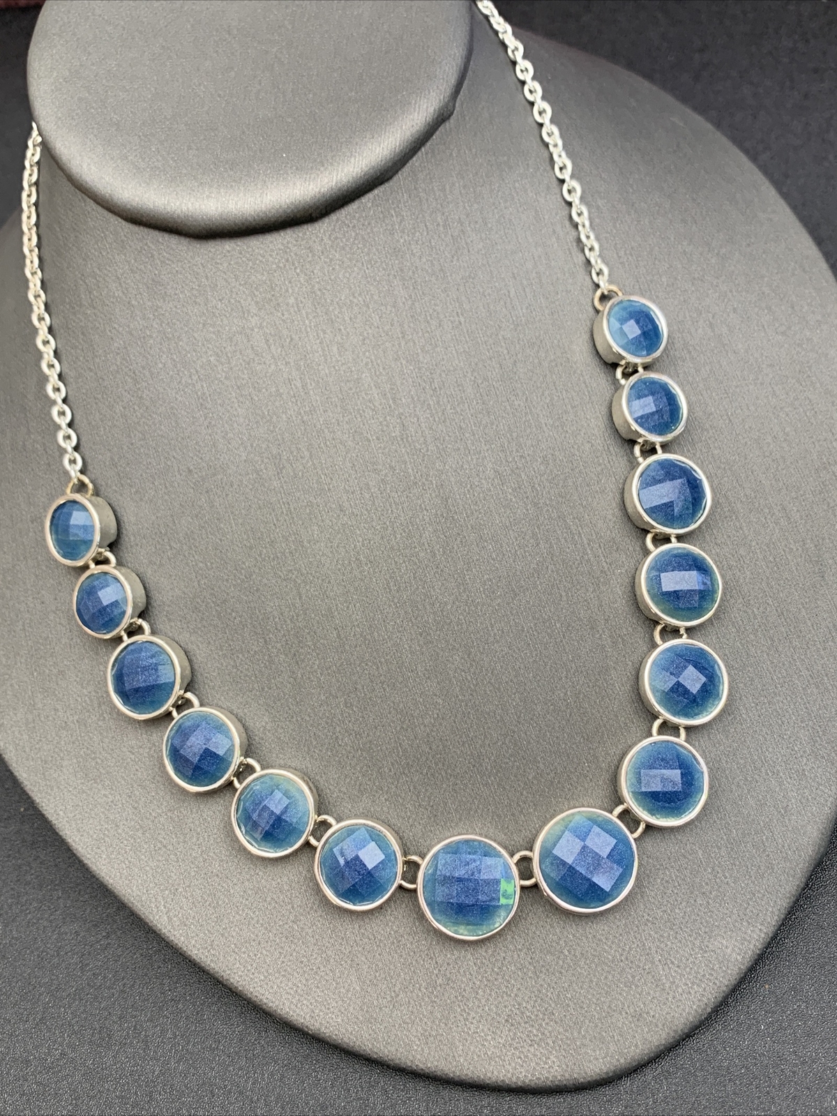Vintage Necklace Pendant ￼16” Blue Faceted ￼Silver Signed Gloria Vanderbilt