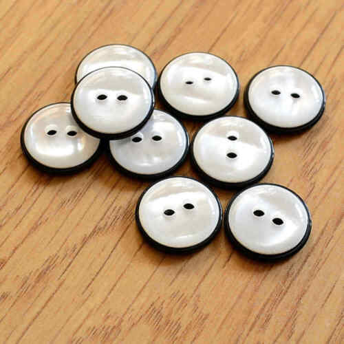 BLACK RIM WHITE PEARLESCENT 2 HOLE BUTTONS 18mm - Picture 2 of 2