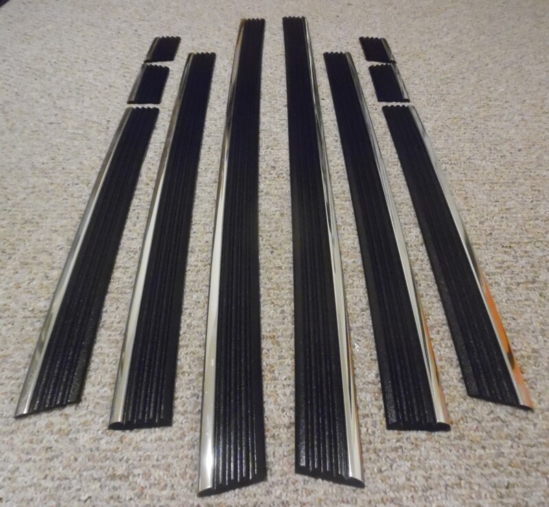 1992-99 CHEVROLET GMC C/K SUBURBAN Precut Chrome Black Body