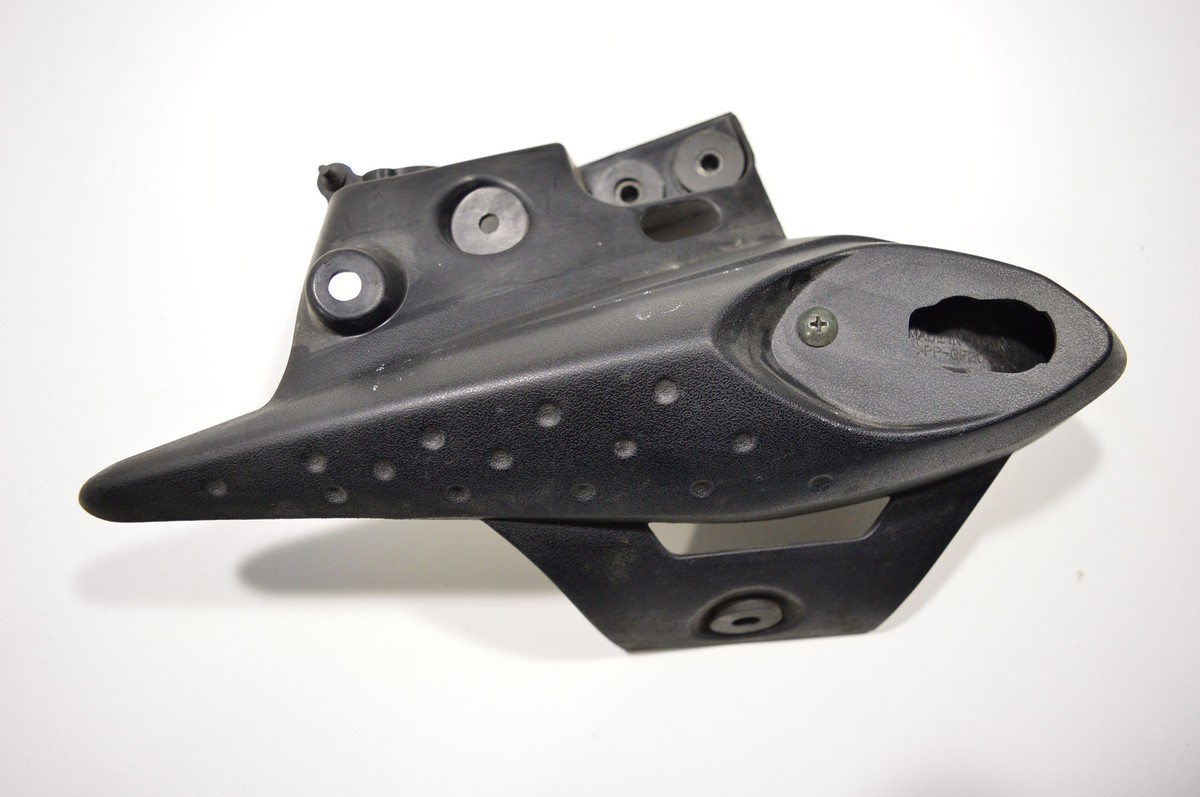 2005 KAWASAKI NINJA ZX 6R REAR LEFT INDICATOR PLASTIC 11053-1404