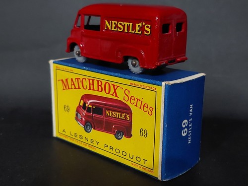 Matchbox Lesney 69 Nestles Commer 30 CWT Van Exc Boxed - Picture 4 of 12
