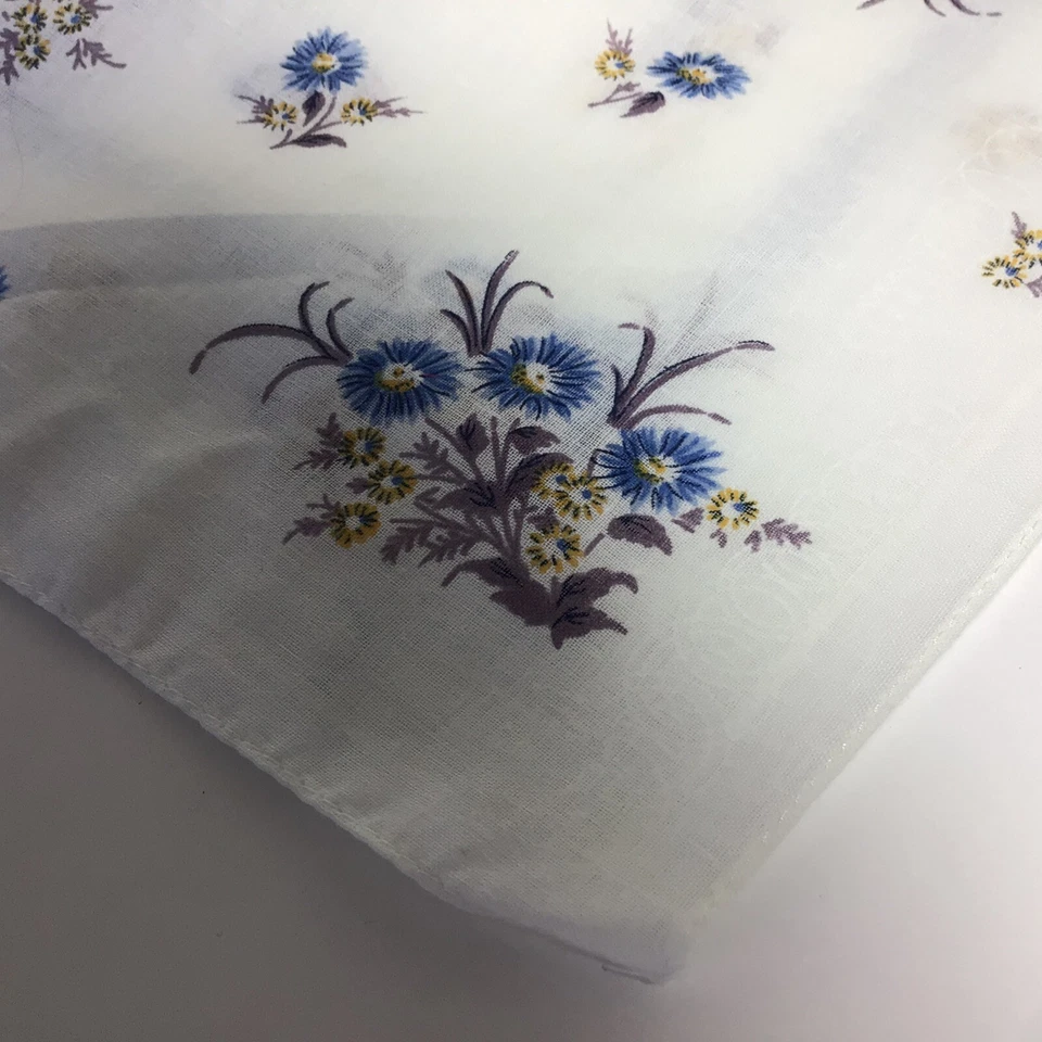 hankerchiefs 2, blue flowers with a cotton fabric. new but vintage - Image 2 of 4