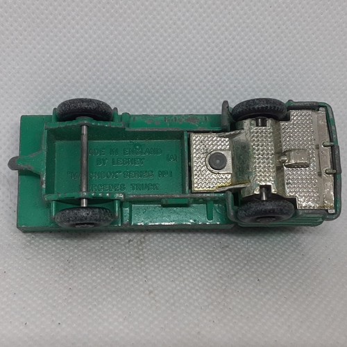 Lesney Matchbox No. 1 Mercedes Truck Teal 1968 Made In United Kingdom - Picture 8 of 9