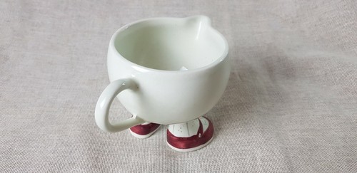 Vintage Milk Jug / Cream Pitcher With Red Shoes - Picture 3 of 10