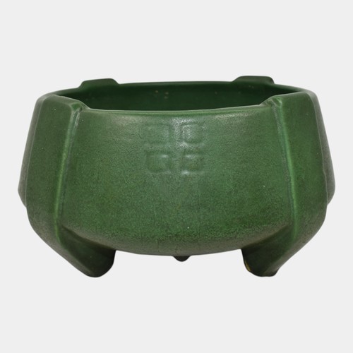 Weller Bedford 1915 Art Pottery Matte Green Buttressed Footed Ceramic Planter - Picture 4 of 6