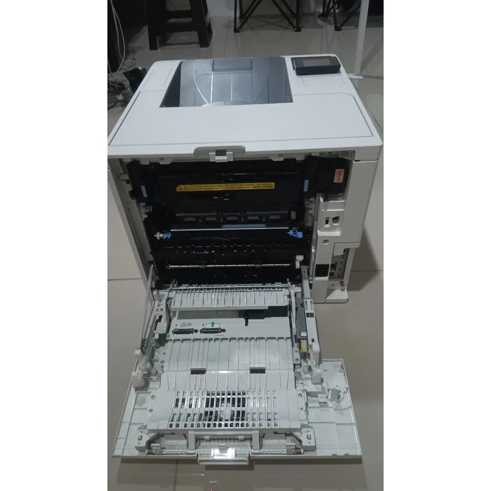 HP LaserJet Enterprise M607dn with toner included - Image 3 of 4