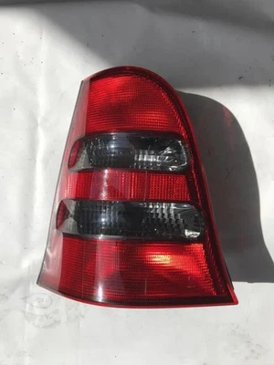 Feu arriere principal gauche (feux) MERCEDES CLASSE A 168 PHASE 2 A1688202964 - Photo 1/4