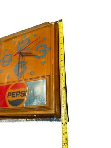 1970s Vintage Pepsi Cola Blue Dots Hanging Wall Clock READ - Picture 10 of 11