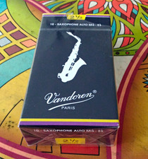  6 Sealed Reeds Open Box Vandoren Paris Alto Saxophone Strength 2.5 SR2125