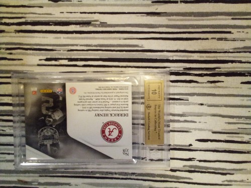 2016 PRIME SIGNATURES DERRICK HENRY ROOKIE/TRIKOT/AUTO #278 BGS 9.5 - Bild 2 von 4