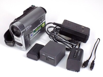 Defekt: Sony Handycam DCR-HC62E Digital8 Video Camera Recorder Videokamera