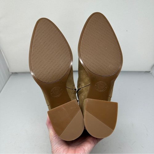 Vince Camuto Pailey Tan Suede Booties Size 9.5 Sold at Evereve Classic Western - Picture 11 of 12