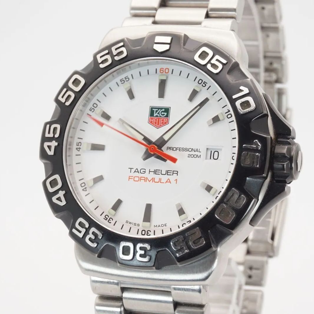 TAG Heuer Formula 1 WAH1111 White Dial Date 41 mm Quartz TAG Heuer Formula 1 WAH1111 White Dial Date 41 mm Quartz