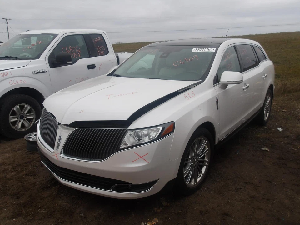 Used Automatic Transmission Shift Lever Assembly fits: 2015 Lincoln Mkt Grade A - Image 2 of 4