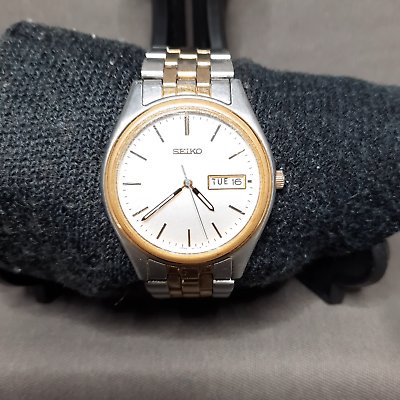 Vtg Seiko Watch Mens Steel/Gold Tone Day, Bilingual Date Vtg Seiko Watch Mens Steel/Gold Tone Day, Bilingual Date