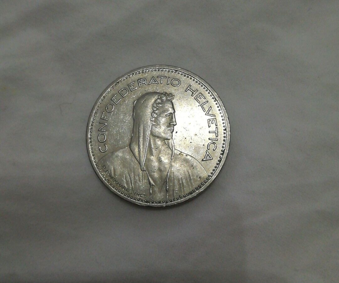 Picture 2 of 2