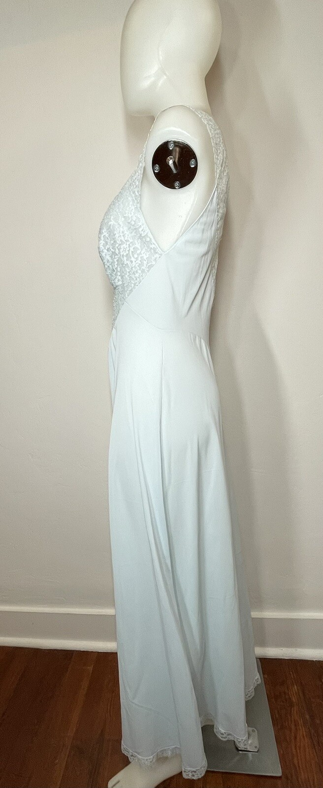 Picture 4 of 21