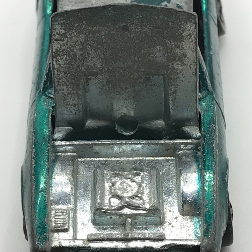 Hot Wheels Redline Custom Camaro 1967/1968 Aqua Gray Interior Sweet 16 Hong Kong - Picture 6 of 11