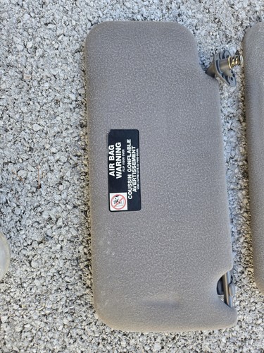 1997-2004 Nissan Pathfinder Infiniti QX4 Sun Visor Set Gray OEM Vinyl Mirror - Picture 5 of 6
