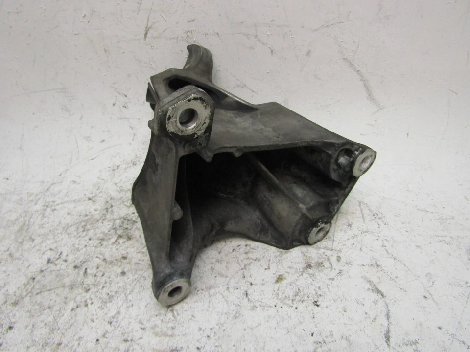 Soporte de montaje del motor Outlook 2007 2008 Saturn 3,6 L V6 soporte frontal OEM Foto 4 de 4