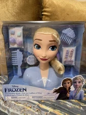 Disney Frozen 2 Elsa Styling Head, 14 Piece Accessories NEW