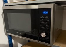 Micro-Ondes combiné Gril et Four à chaleur tournante SAMSUNG MC32J7035AS