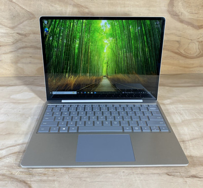 Microsoft Surface Laptop Go 1943 12.4 Microsoft Surface Laptop Go 1943 12.4