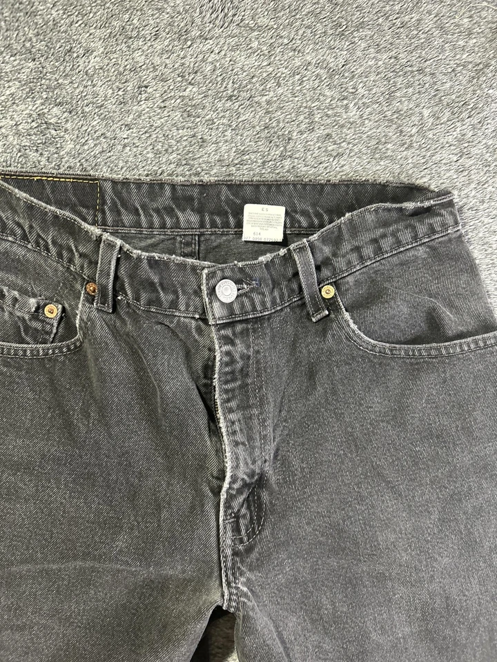 Pantalones de mezclilla Levis 560 para hombre 32x34 desteñidos negros calce suelto pierna cónica lengüeta roja Foto 2 de 4