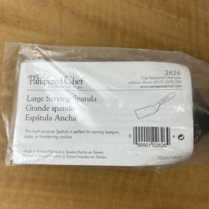 Pampered Chef 2626 Spatula - Black