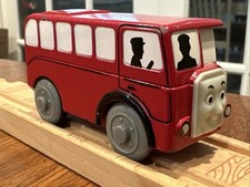 Thomas  Friends Wooden Diecast Motorized BERTIE The Bus  2003  USA Seller