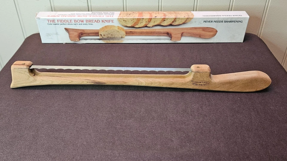 Cuchillo para pan derecho arco violín arce Montana Mountain Woods original 91/2” hoja cerezo Foto 2 de 4